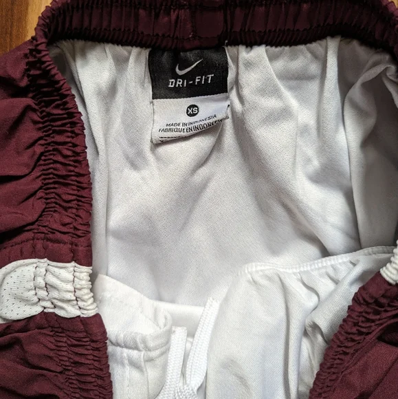 Mississippi State Nike Shorts - Picture 6 of 10